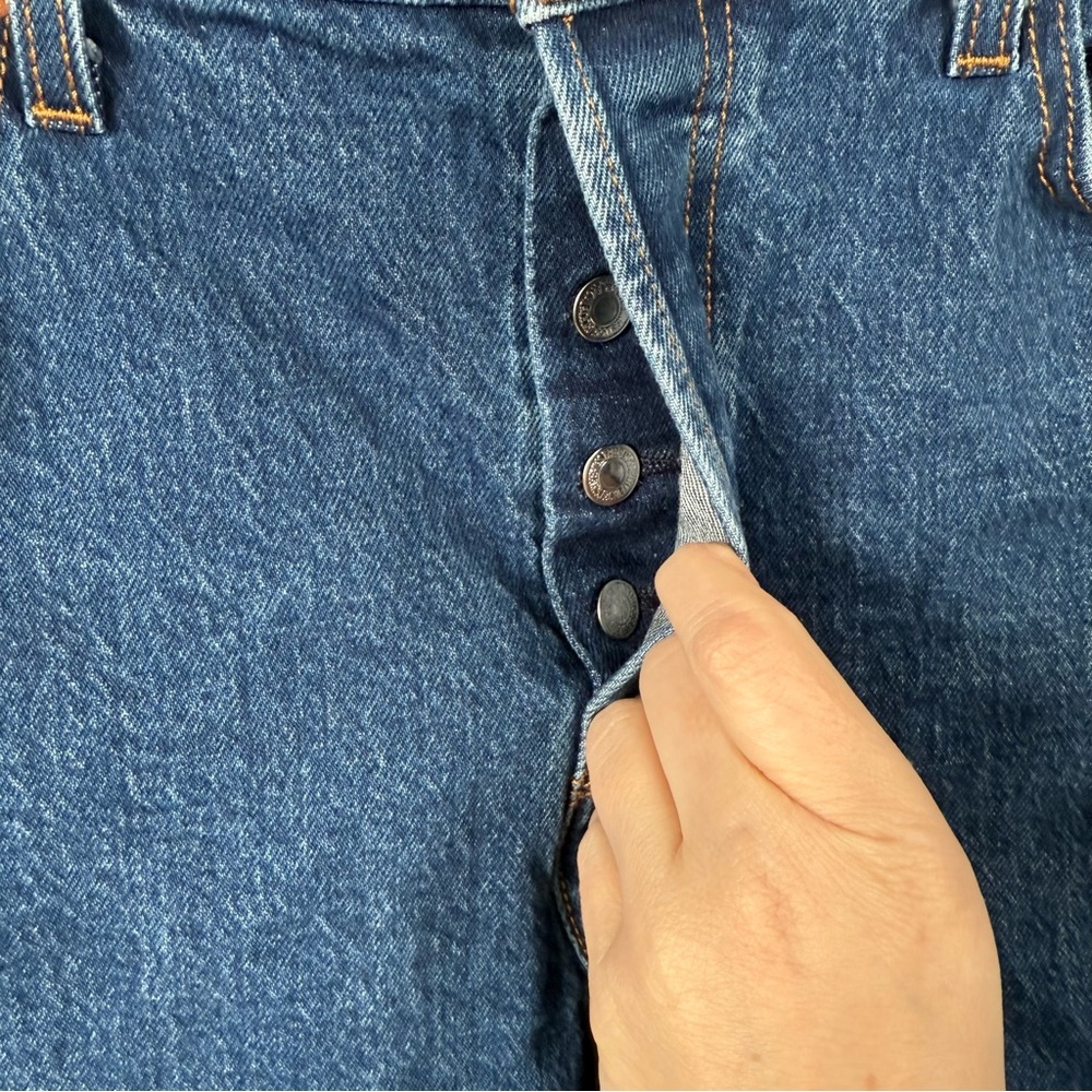 Women’s Levi’s Wedgie Straight Jeans, Size 32 - Picture 7 of 13